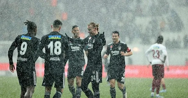 Özel haber| Hatay maçında Beşiktaş dünyaları kaçırdı! Kartal'ın golcüleri net pozisyonları atamayınca taraftarlar çıldırdı