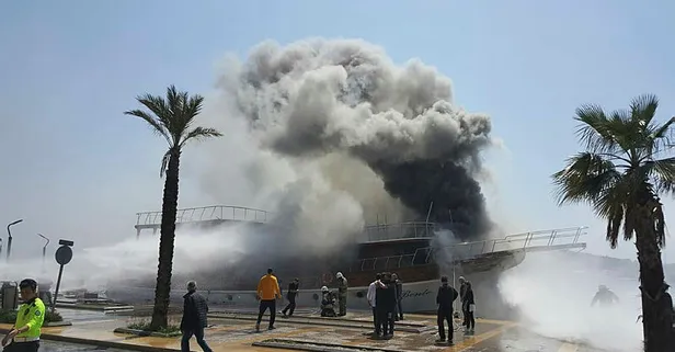 Çeşme'de gezi teknesinde yangın