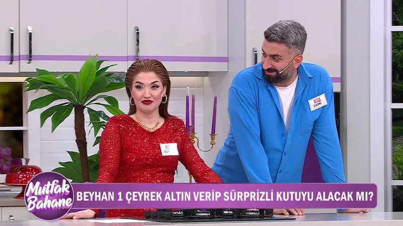 mutfak-bahane-finalinde-buyuk-gerginlik-15-bilezigin-sahibi-kim-oluyor-1717163221384.jpg Mutfak Bahane finalinde büyük gerginlik! 15 bileziğin sahibi kim oluyor?-3