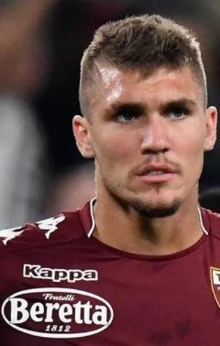 Galatasaray'da Lyanco sürprizi!