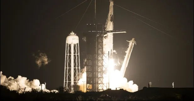 SON DAKİKA: Bu kare ile duyurdular! Spacex ve NASA dört astronotu uzaya gönderdi