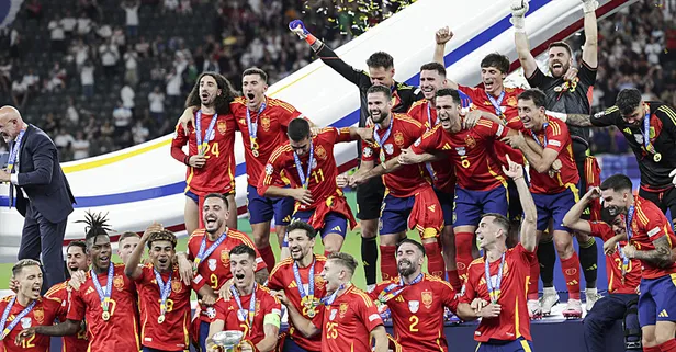 EURO 2024'ün en iyi 11'i açıklandı! İşte turnuvaya damga vuranlar...