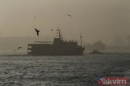 İstanbul Boğazı’nda gemi trafiğine sis engeli! Geçişler çift yönlü kapatıldı