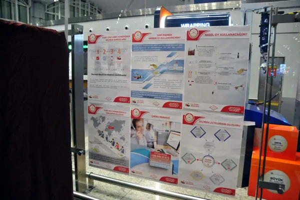 istanbul-havalimaninda-son-hazirliklar-tamamlandi-oy-kullanma-0800de-basliyor-1682570002540.jpg Son hazırlıklar tamamlandı: Yurt dışı seçmen sandık başında! Pusula fotoğrafları gelmeye başladı-6