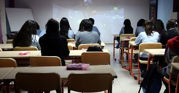 Üniversitelilere burs fırsatı: Başvuru süreçleri başladı!