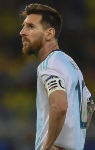 Lionel Messi'ye büyük şok! 3 ay men edildi