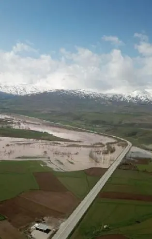 Karasu Nehri taştı
