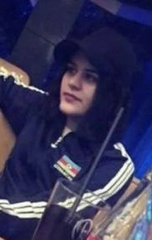 Hamile eşinin kafasını koparıp duvara  'İhanetin bedeli ölümdür'  yazdı