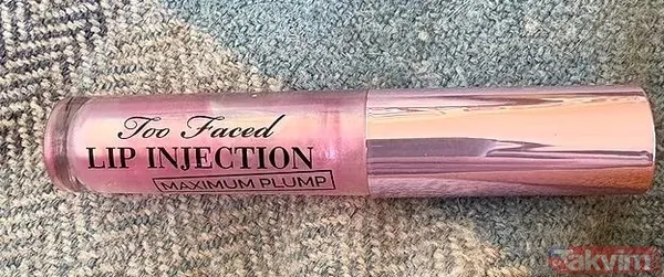 ⚠️ Popüler makyaj ürünü tehlike saçıyor! Annesinin öpücüğü küçük kızın yüzünde yanığa neden oldu - 3