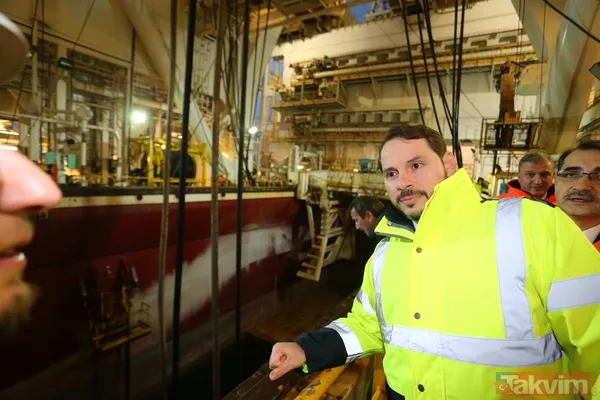 Bakan Berat Albayrak, Türkiye’nin ilk sondaj gemisini inceledi - 9