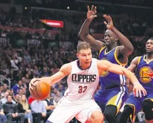 Warriors ünvanını korumayı bildi