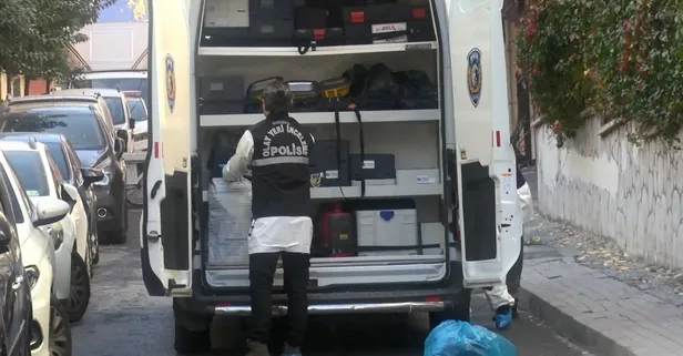 Bağcılar'da vahşet: Eşini uykusunda silahla vurarak öldürdü