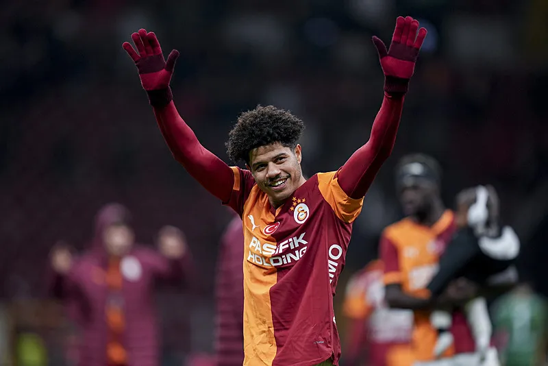 Fenerbahçe'ye büyük şok yaşattı! Galatasaray 2 milli yıldıza imza attıracak - 16