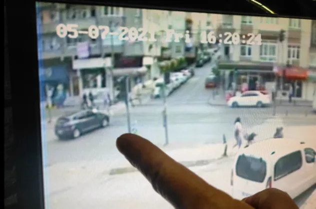 İstanbul'da feci motosiklet kazası kamerada