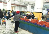 Coronavirüs tedbirleri kapsamında pazarda 3 metre kuralı