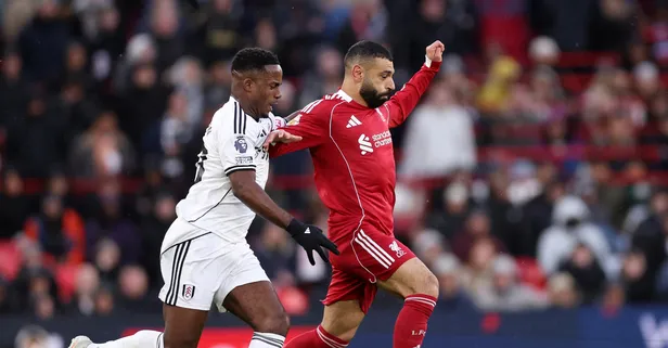 Galatasaray'a hücumcu bek! Transferde her şey Ismail Jakobs'a bağlı