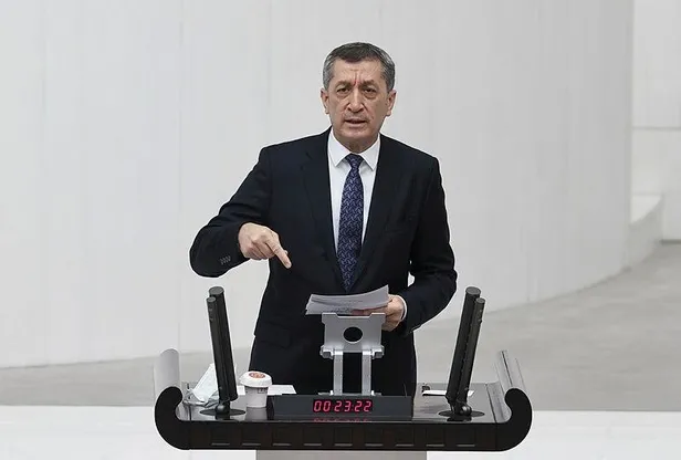 son-dakika-milli-egitim-bakani-ziya-selcuktan-yuz-yuze-egitim-aciklamasi-sartlarin-olgunlasmasini-bekliyoruz-1607879213970.jpeg