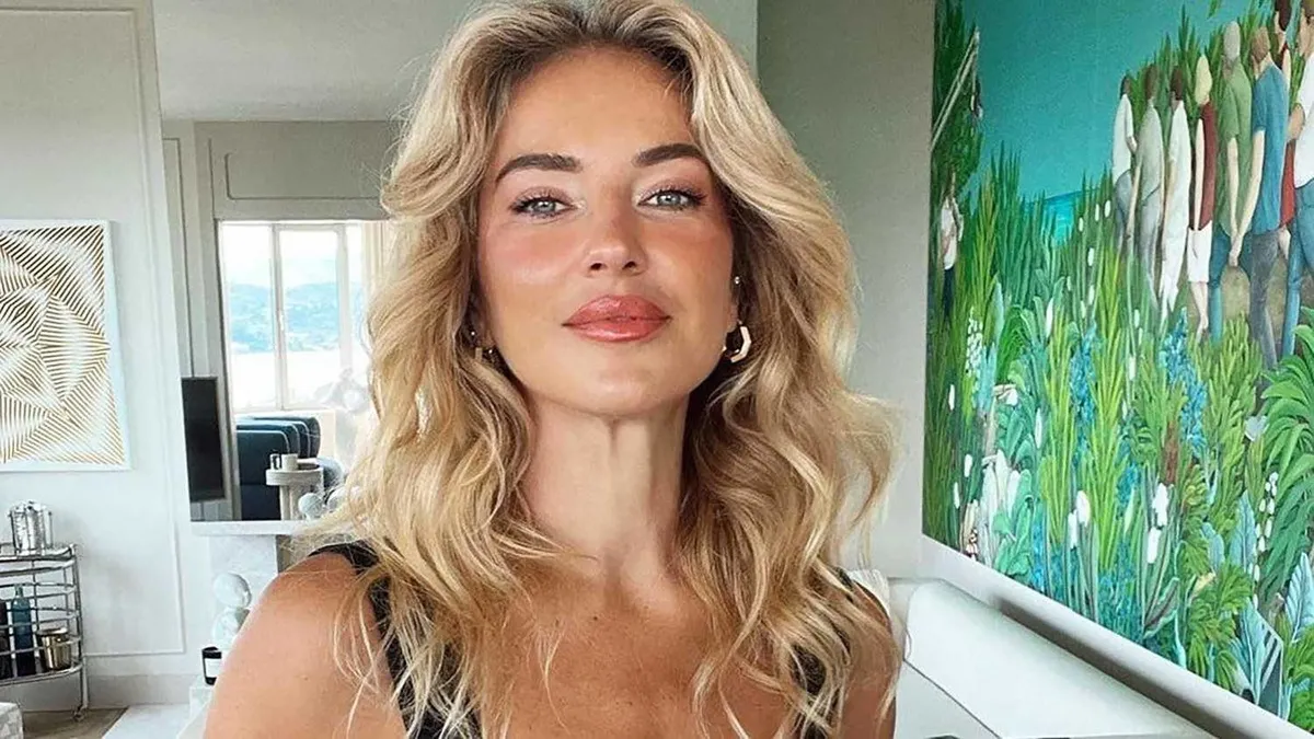 Uzun süre sosyal medyadan uzak kalmıştı! Burcu Esmersoy'dan açıklama geldi: Kendimi yeniledim