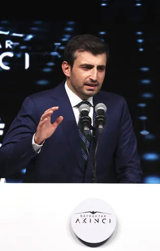 Selçuk Bayraktar, İHA ve SİHA üretim sürecinde yaşadığı engellemeleri anlattı