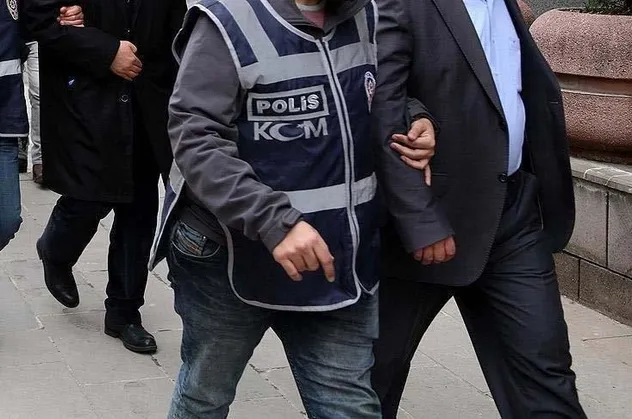 Son dakika: Denizli'de FETÖ operasyonu: Gözaltına alınan 9 zanlıdan 4'ü tutuklandı