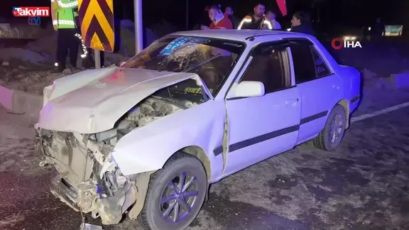 Uşak'ta dehşet kaza: İki araç çarpıştı! 1'i bebek 10 yaralı