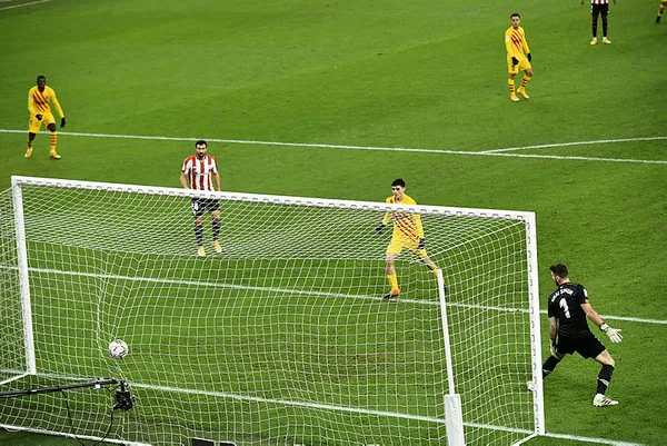 messi-cift-tikladi-barcelona-athletic-bilbaoyu-yendi-1609972269431.jpg Messi çift tıkladı, Barcelona Athletic Bilbao'yu yendi-4