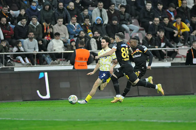 Fenerbahçe haberleri | Ferdi Kadıoğlu'nun transfer planı ortaya çıktı! Yeni adresi... - 3