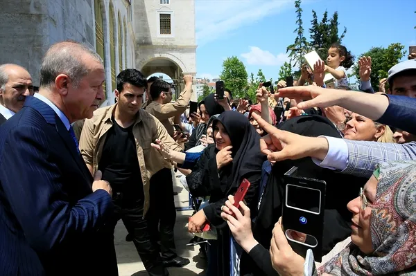Erdoğan, restorasyonu biten Fatih Sultan Mehmet Türbesi'nin açılışını yaptı-1