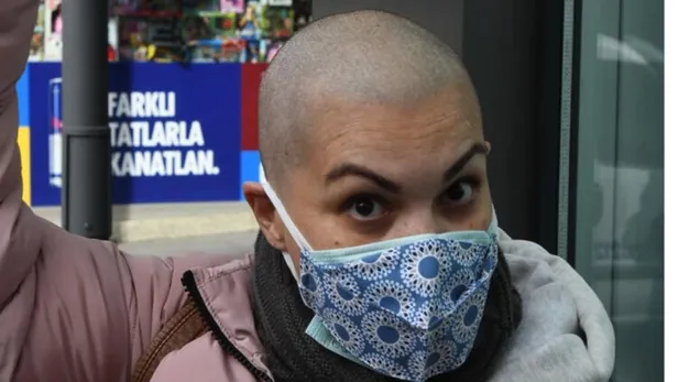 Şarkıcı Nez'e takıntılı hayranından kanlı gelinlik! Savcılığa koşan Nez önce mekanda tehdit edildi ardından...-9