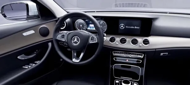 Alman devi Mercedes Benz'de deprem