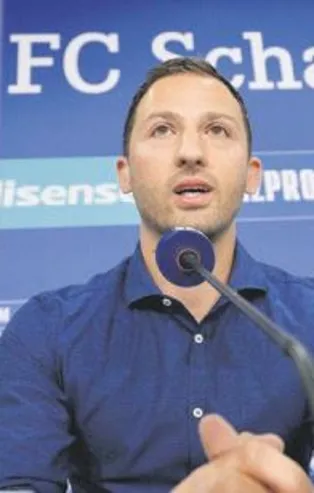 Schalke 32 yaşındaki Tedesco’ya emanet