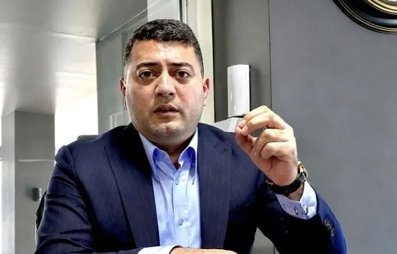 1779147660731.jpeg Kendi memleketinde istenmeyen adam: CHP'li başkanlardan Ağbaba’ya "istifa et" çağrısı!-3