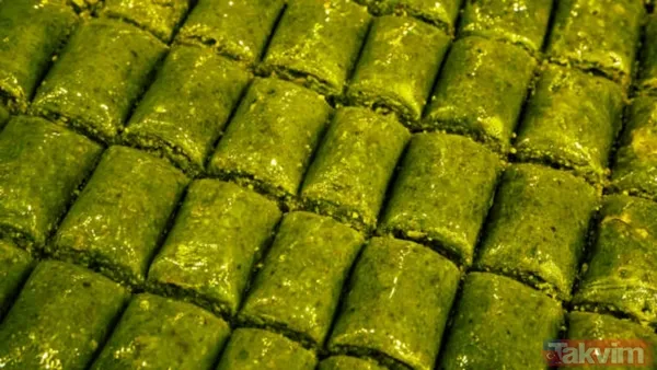 1) Fıstıklı Sarma - Türkiye (Fotoğraflar: Takvim Foto Arşiv)