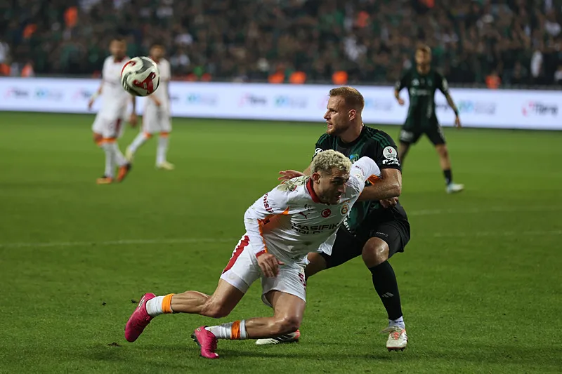 Okan Buruk'tan forvet kararı! Galatasaray'ın Gençlerbirliği maçı 11'i netleşti - 13