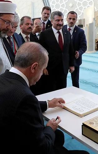 Başkan Erdoğan'dan Köln Merkez Camii'nde Kur'an tilaveti