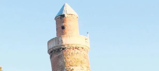 Eğri minare