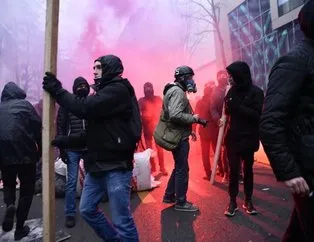 Fransa’da protestocular yeniden sokağa döküldü!