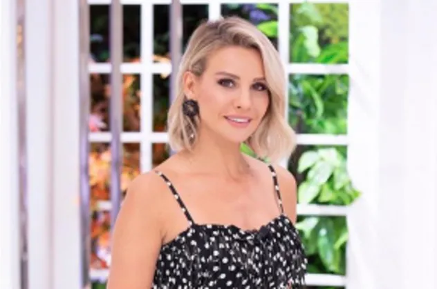 ATV ESRA EROL SON BÖLÜM İZLE! Evini terk etti, çocuklarının babasına kaçtı!
