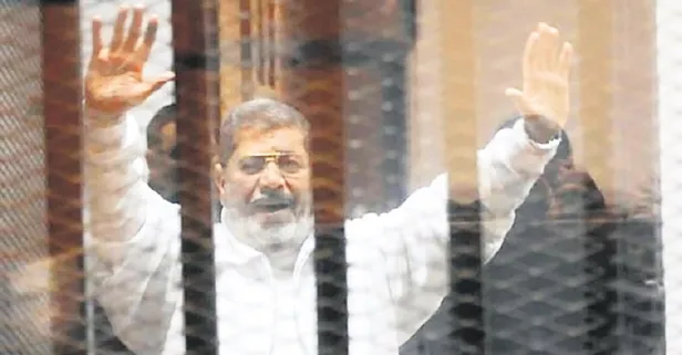 Muhammed Mursi mahkeme salonunda hayatını kaybetti