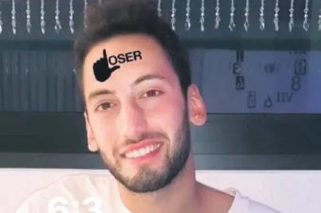 Hakan Çalhanoğlu eşine mars oldu