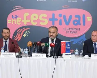 Sanatçıya destek halka moral festivali