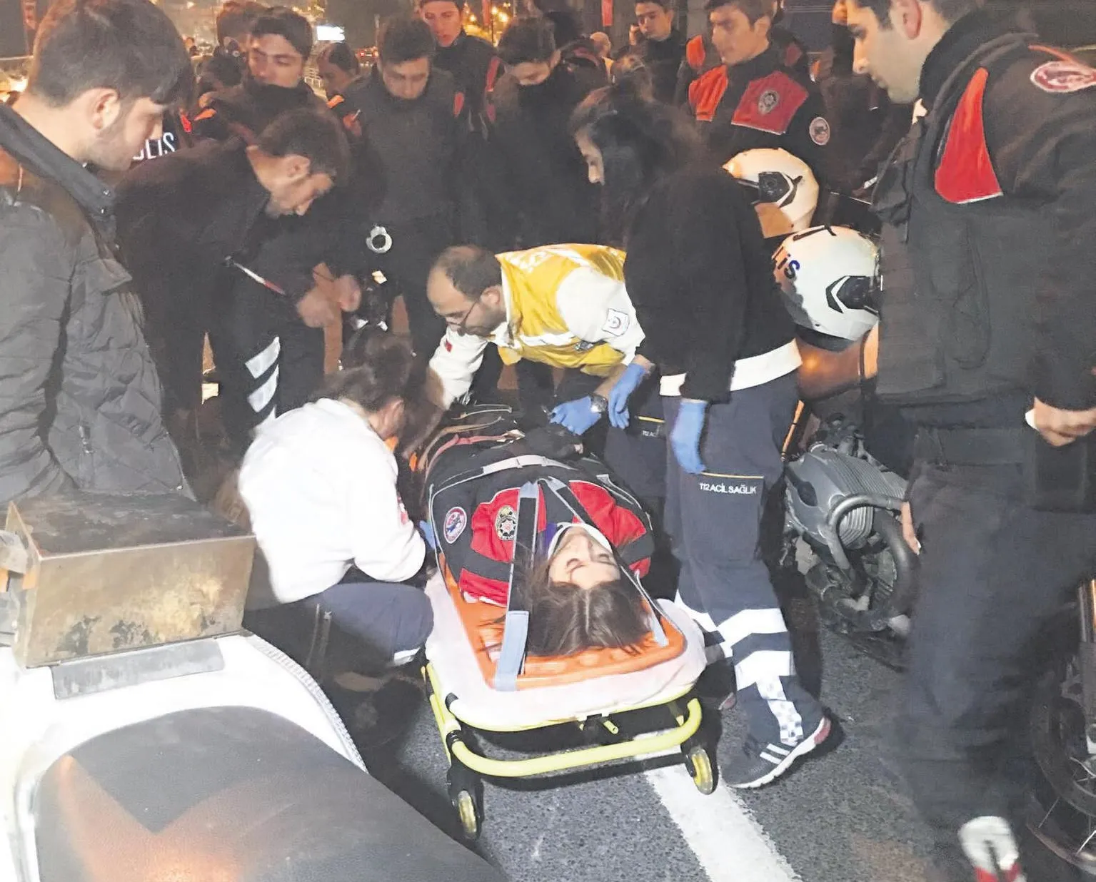 Yunuslardan zincirleme kaza