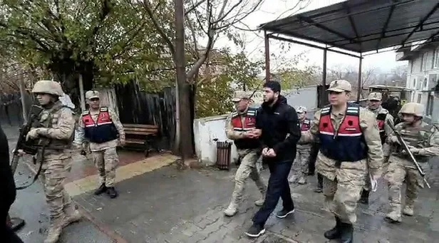 malatya-merkezli-deas-operasyonu-4-tutuklama-1576169621682.jpeg Malatya merkezli DEAŞ operasyonu: 4 tutuklama-1