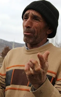 Bu köyde insanlar böyle doğuyor