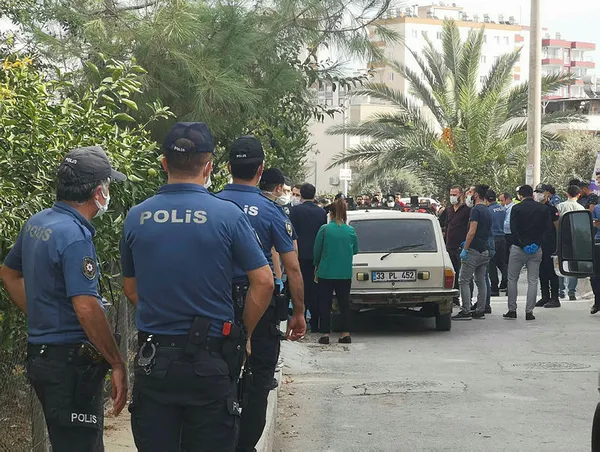 1604406125561.jpg Mersin'de cani koca katliam yaptı! Eşini, kayınvalidesini ve baldızını öldürdü-2