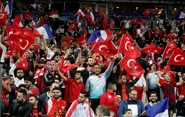 1623311602025.jpg Milyonlar nefesini tuttu Türkiye-İtalya maçını bekliyor-3