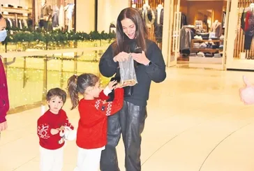 Ünlü şarkıcı Cemre Kemer çocuk sahibi olduktan sonra: ’Sakin hayatımdan gayet memnunum’