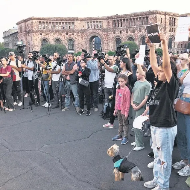 Ermenistan’da darbe girişimi!