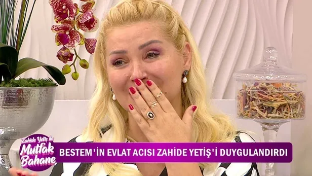Zahide Yetiş gözyaşlarını tutamadı stüdyoyu terk etti! Zahide Yetiş ile Mutfak Bahane bugün duygusal anlara sahne oldu-3