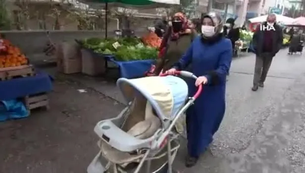 Tokat'ta bebek arabasından gelen sese anlam veremeyenler kazı görünce şaşkınlıklarını gizleyemedi